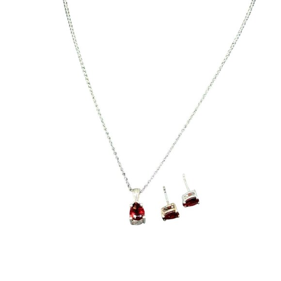 New STS 925 Sterling Silver Red Garnet Teardrop Pendant Necklace Stud Earrings - Picture 5 of 10